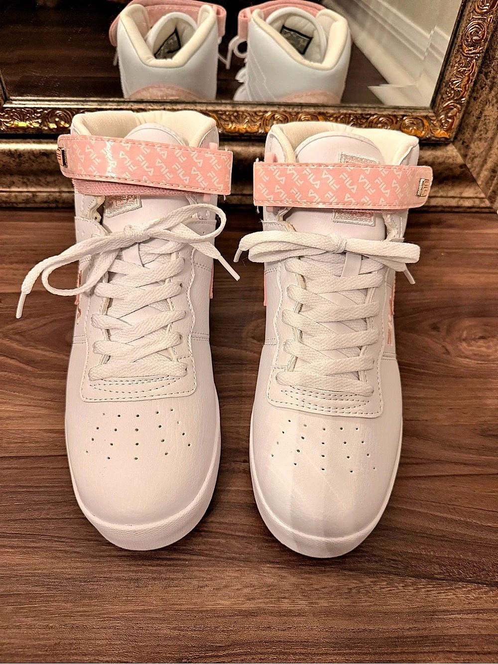 Fila Avery High Top Sneakers Pink & White US 9